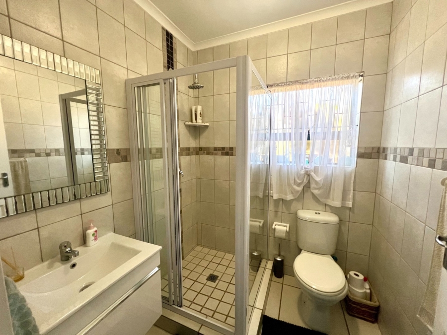 4 Bedroom Property for Sale in Vredenburg Western Cape